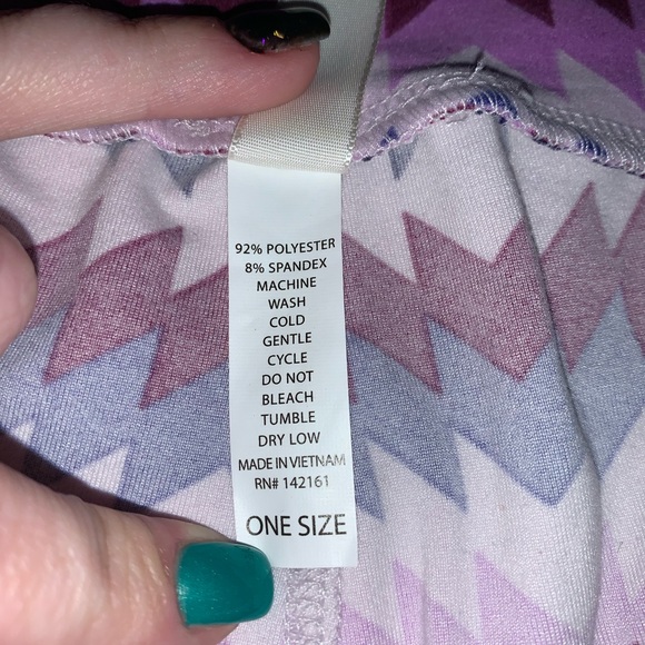 LuLaRoe One Size Leggings - Picture 5 of 7